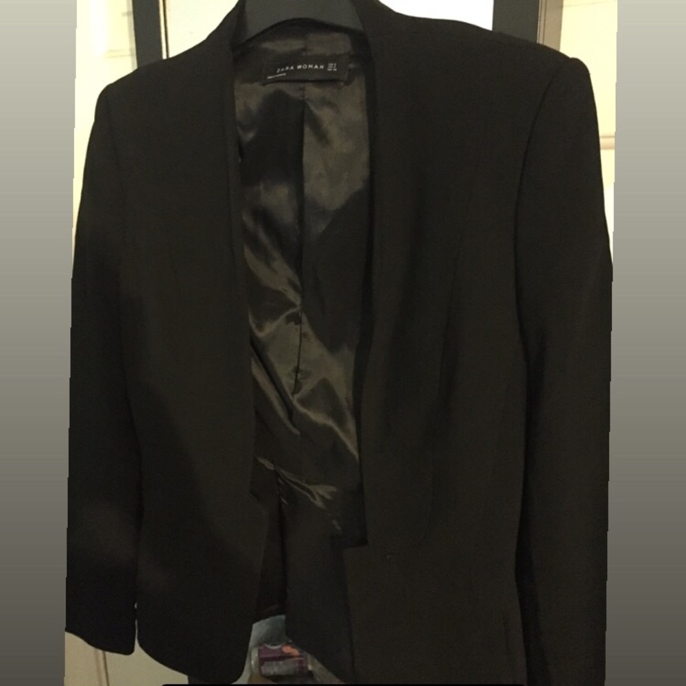 Zara black blazer